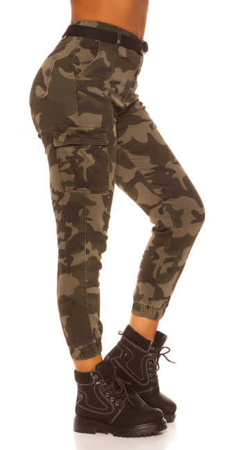 Trendy cargo jeans camouflage met riem leger